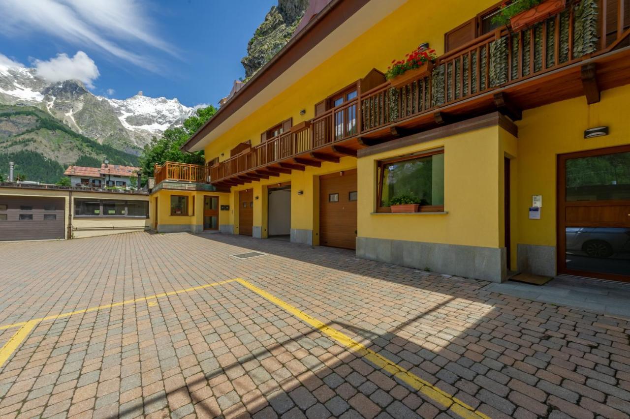 Casa Jasmine - Cir Vda Courmayeur 0154 Zewnętrze zdjęcie