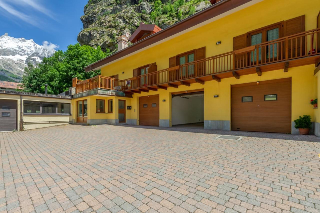 Casa Jasmine - Cir Vda Courmayeur 0154 Zewnętrze zdjęcie